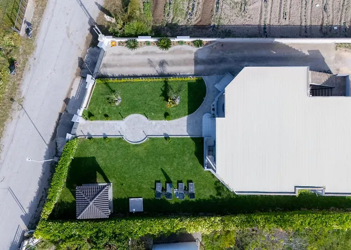 Vilă Giota Luxury Living With Private Jacuzzi And Free Car *