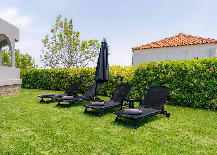 Giota Luxury Living With Private Jacuzzi And Free Car * Theológos