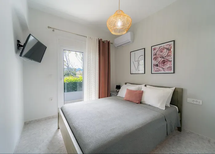 Giota Luxury Living With Private Jacuzzi And Free Car * Theológos