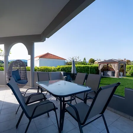 Giota Luxury Living With Private Jacuzzi And Free Car Theológos
