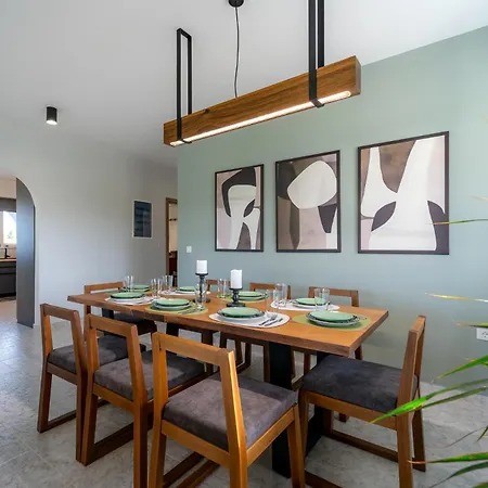 Villa Giota Luxury Living Theológosz