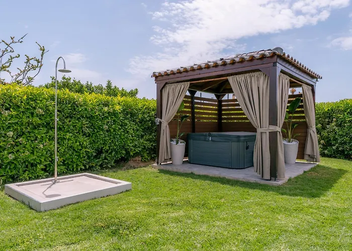 فيلة Giota Luxury Living With Private Jacuzzi And Free Car