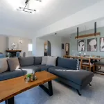 Giota Luxury Living With Private Jacuzzi And Free Car Theológos